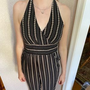 Floral striped black & white Am Eagle jumpsuit
